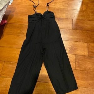Old navy jumpsuit linen like material
